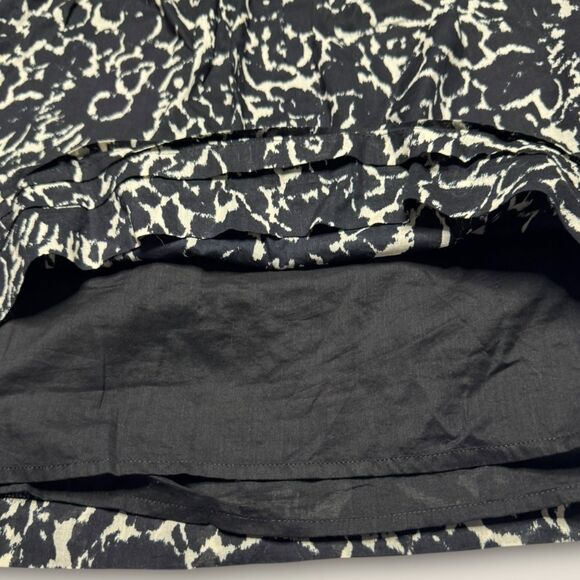 LOFT Ann Taylor 12 Abstract Animal Print Mini Skirt Black Cream Lined Pleated - Picture 3 of 6